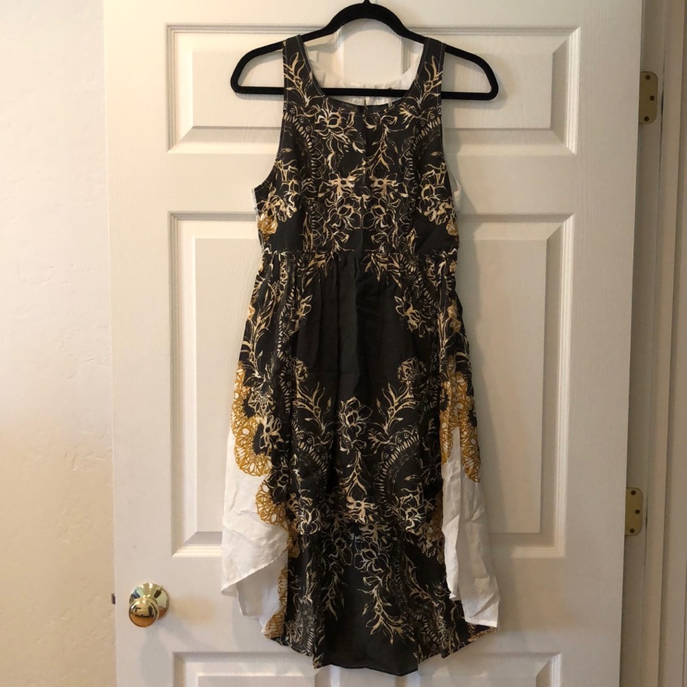 Elegant Black and Gold Women's Dress